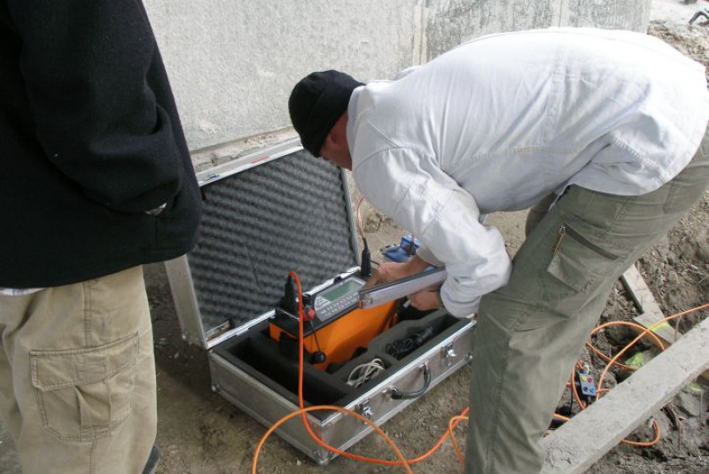 Geophysical survey and electrical leak detection tests